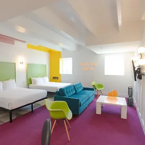 The Gallatin 3*, Nashville United States