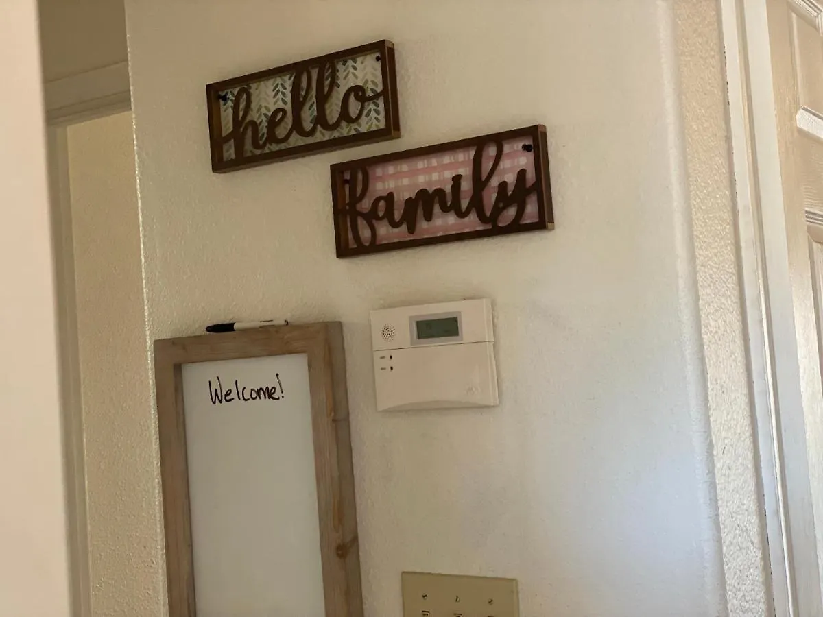 Whole Family - Wholestyl Hostel Sacramento