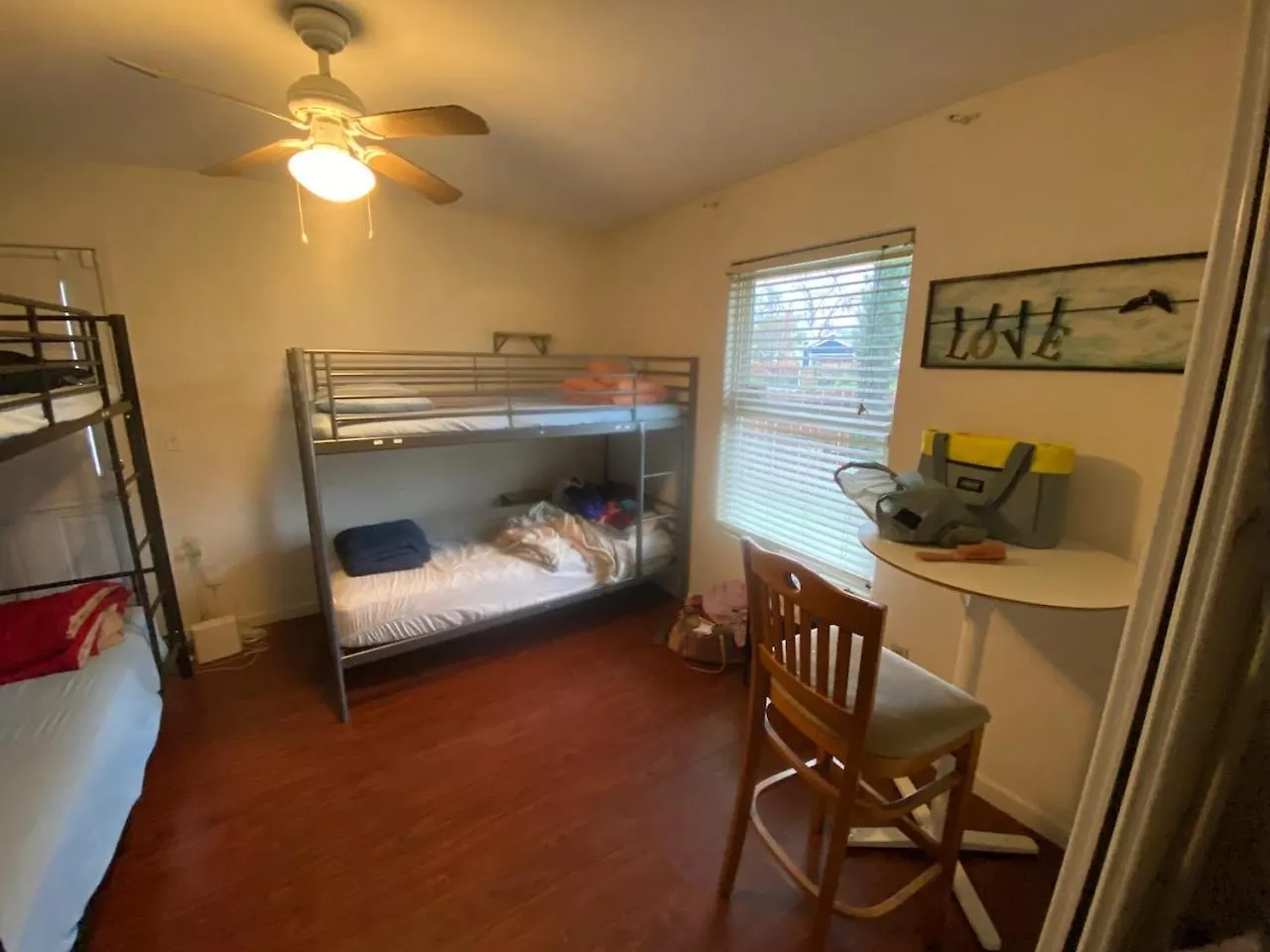 Whole Family - Wholestyl Hostel Sacramento